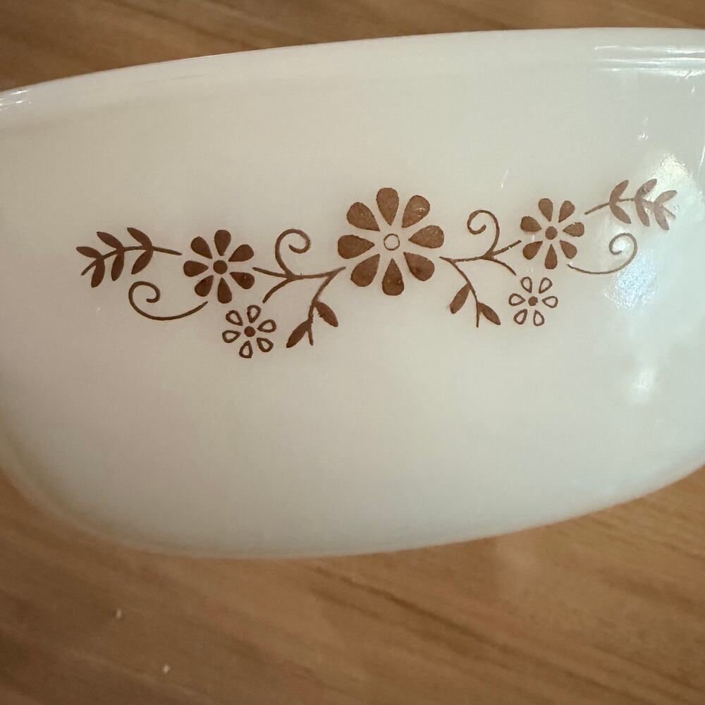 DYNAWARE PYR-O-REY Brown Daisy Bowl Casserole Dish 70s Vintage